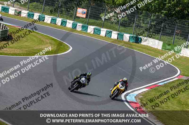 enduro digital images;event digital images;eventdigitalimages;mallory park;mallory park photographs;mallory park trackday;mallory park trackday photographs;no limits trackdays;peter wileman photography;racing digital images;trackday digital images;trackday photos